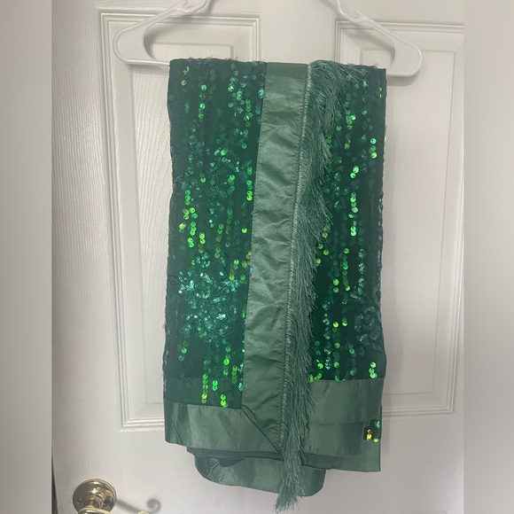 Georgette sequin saree set - Picture 4 of 9